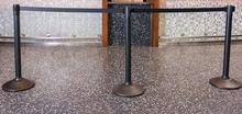 blackstanchions3